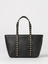 woman's shoulder bag