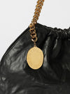 woman's shoulder bag