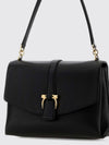 woman's shoulder bag