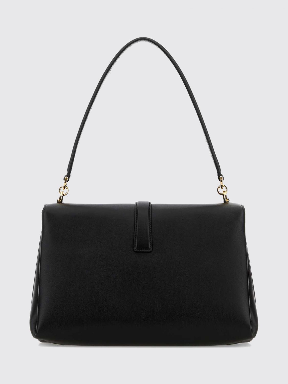 woman's shoulder bag
