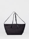 woman's tote bag