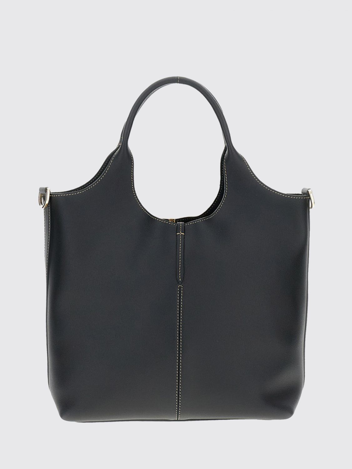 woman's tote bag