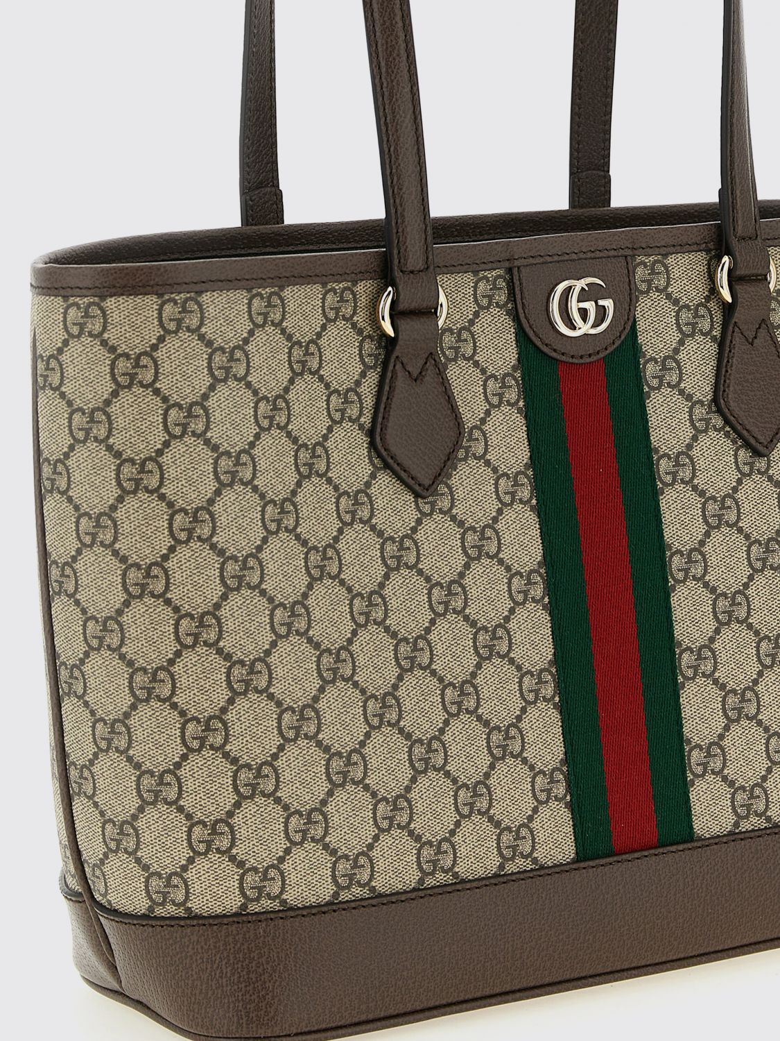 woman's shoulder bag