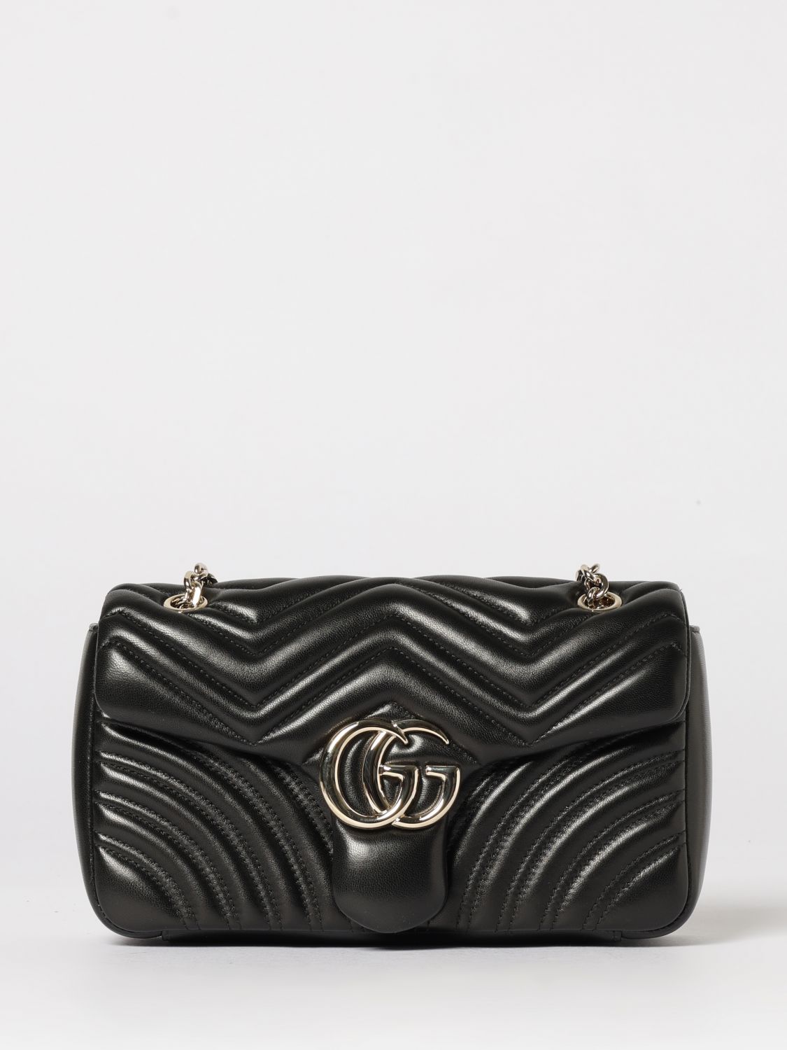 woman's shoulder bag