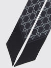 woman's neck scarf