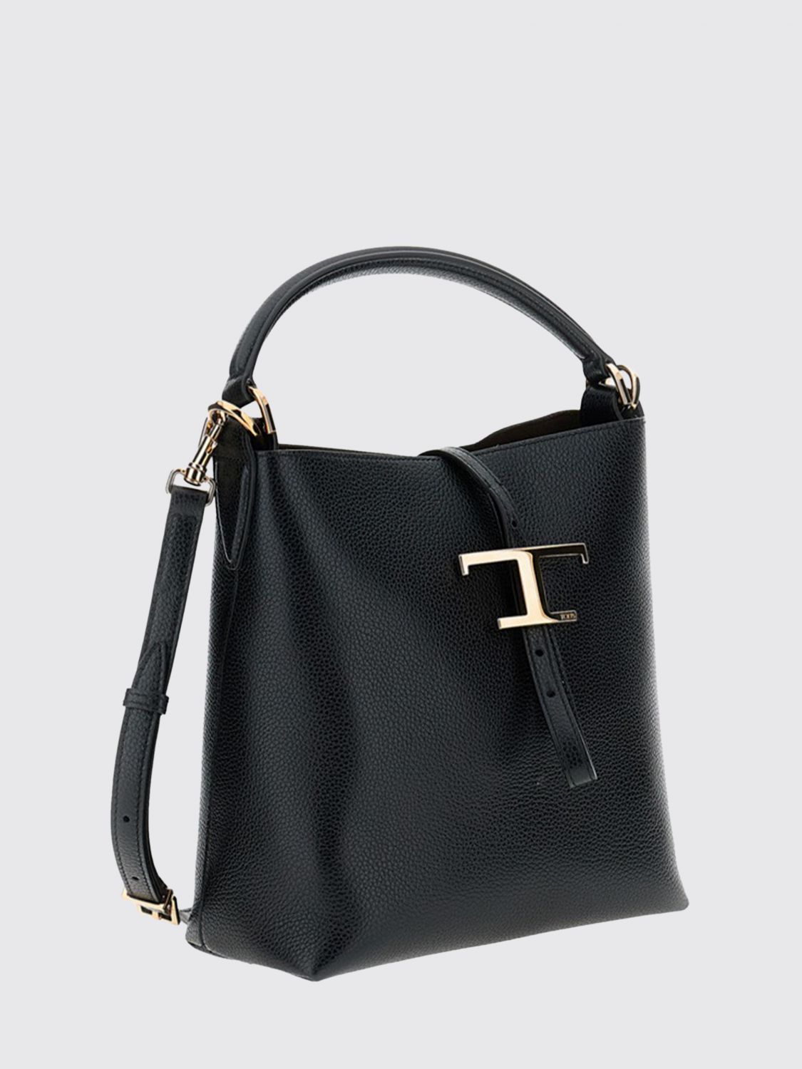 woman's shoulder bag