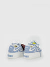 woman's sneakers