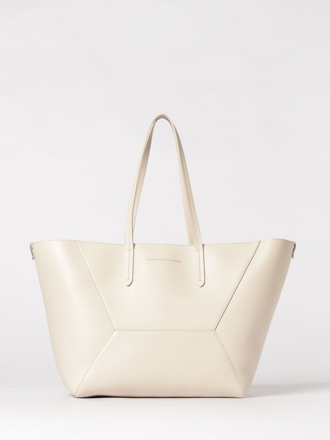woman's shoulder bag