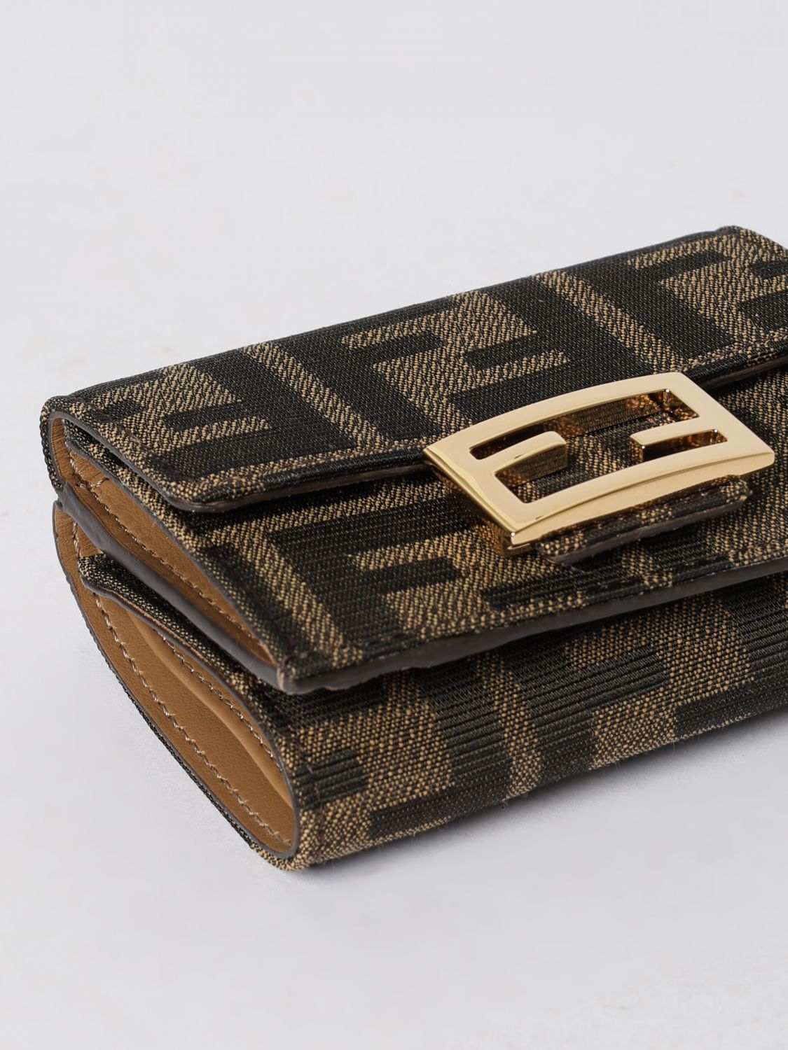 woman's wallet