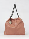 woman's shoulder bag