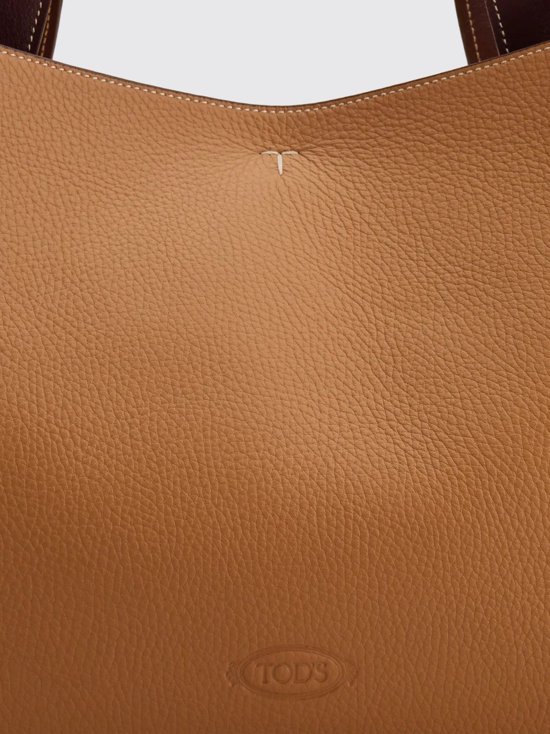 woman's shoulder bag