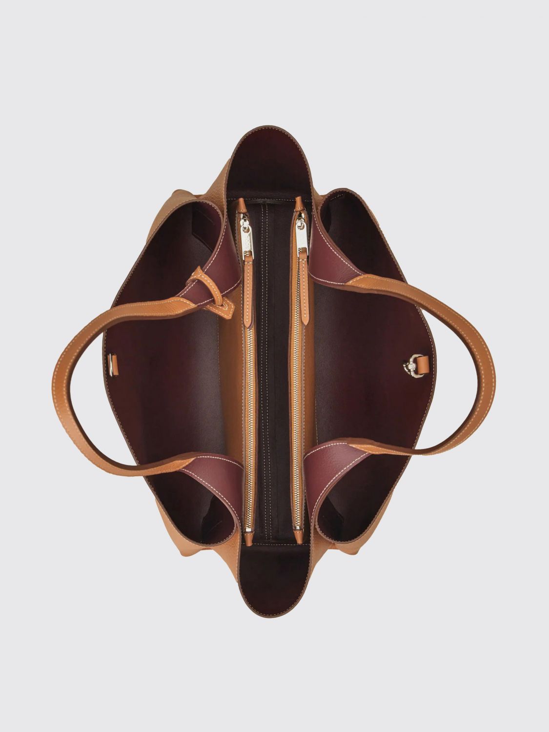 woman's shoulder bag