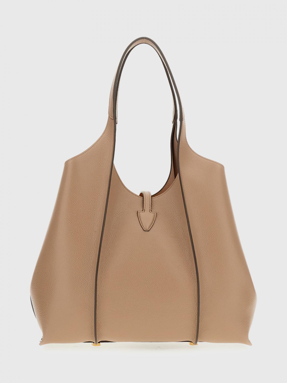 woman's shoulder bag