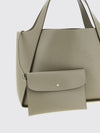 woman's shoulder bag