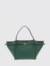 woman's shoulder bag