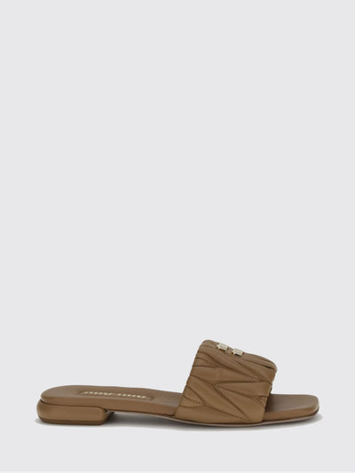 woman's heeled sandal