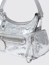 woman's shoulder bag