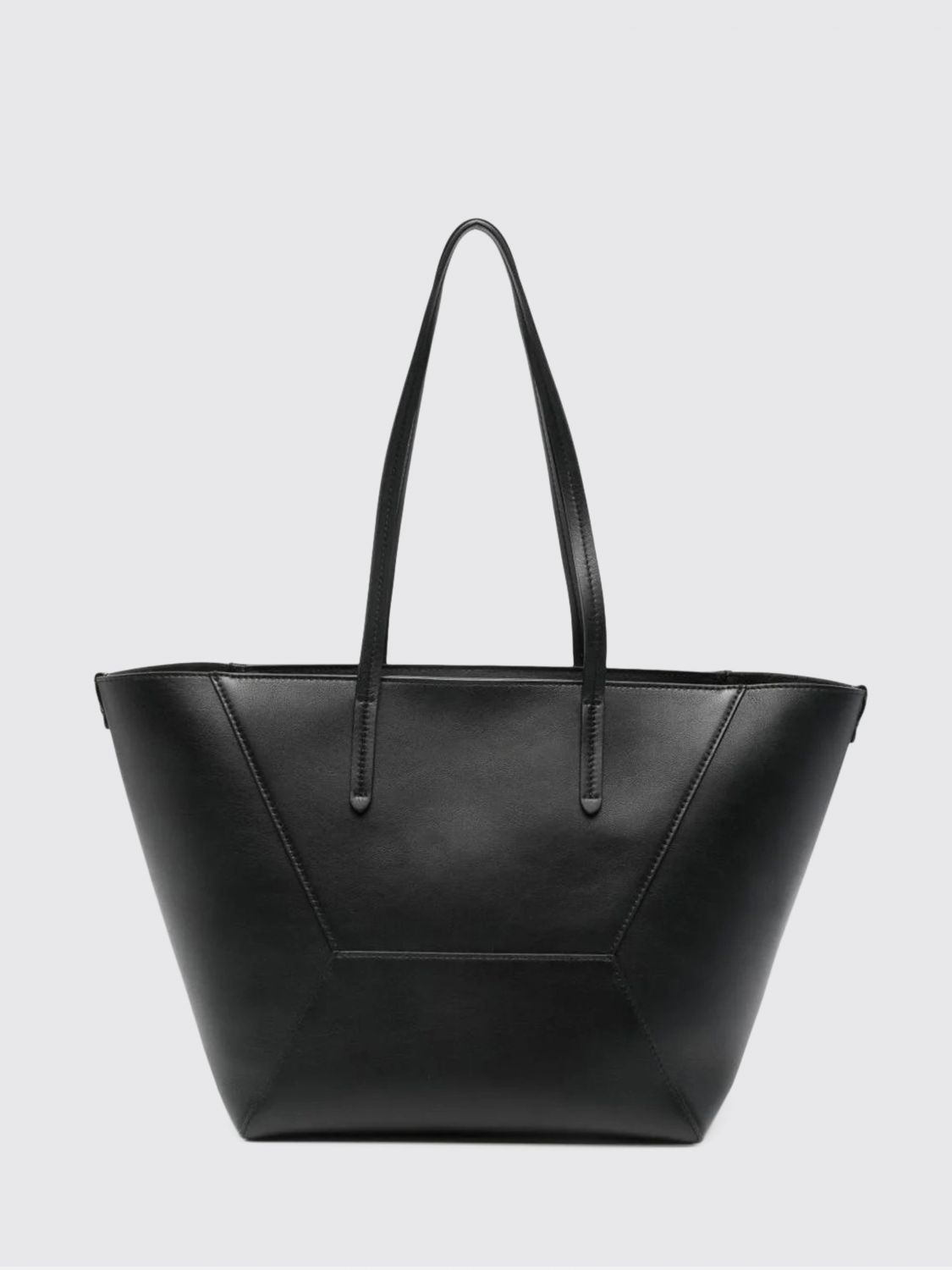 woman's tote bag