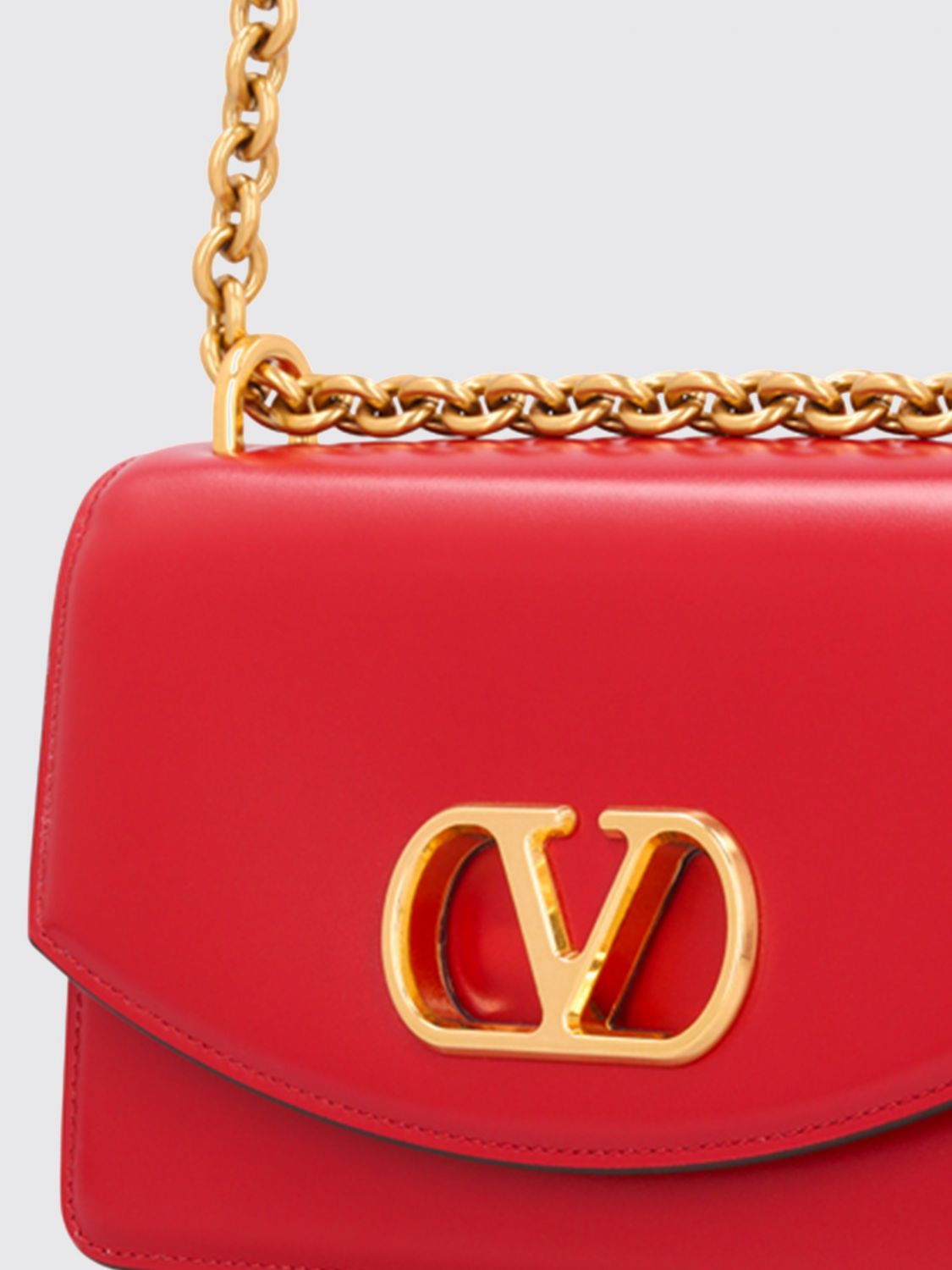 vain small leather bag