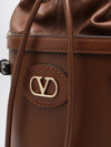woman's crossbody bag