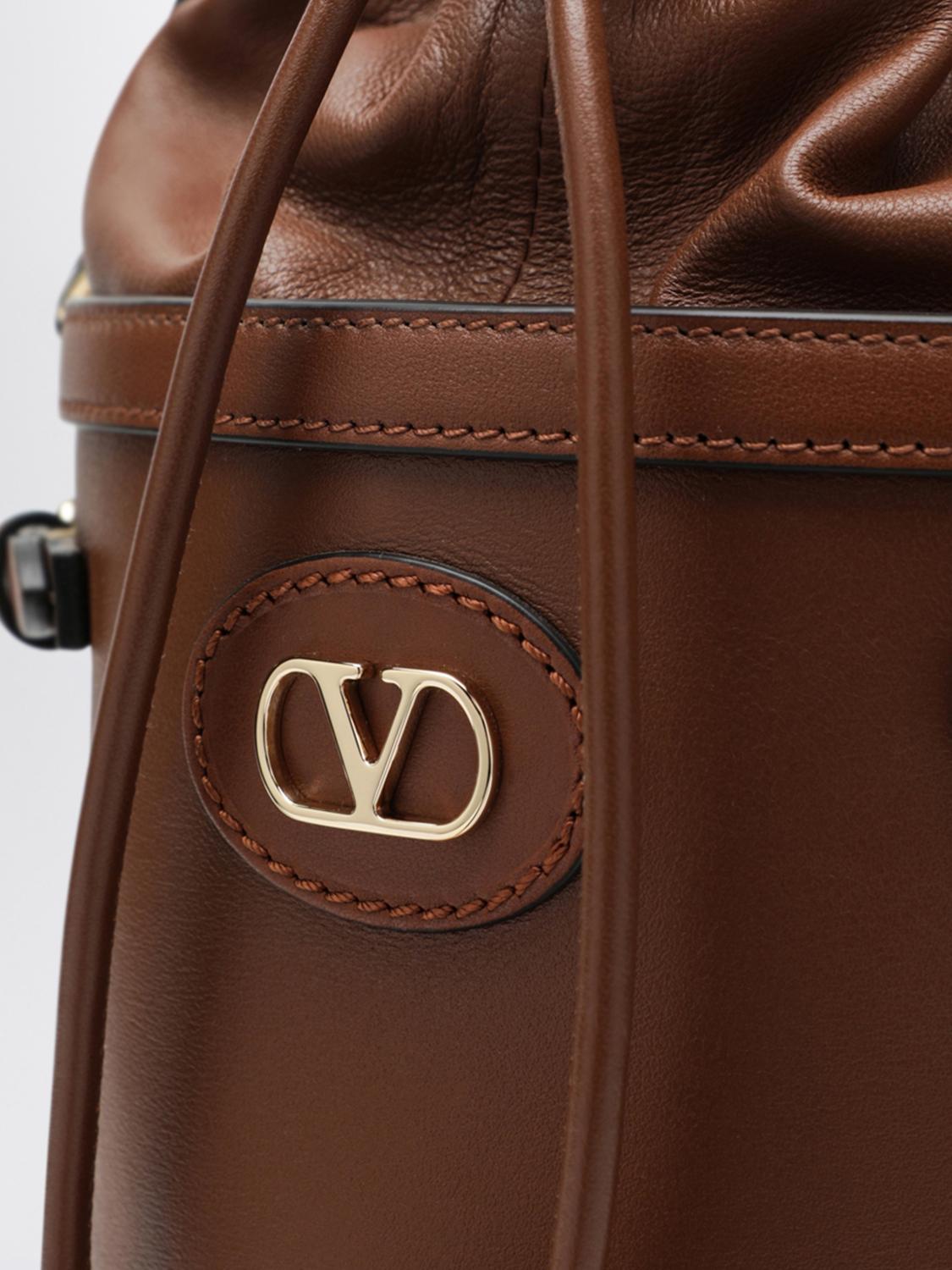 woman's crossbody bag
