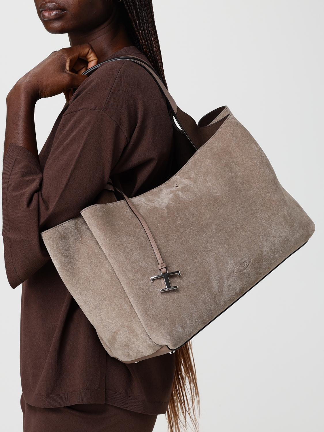 woman's shoulder bag