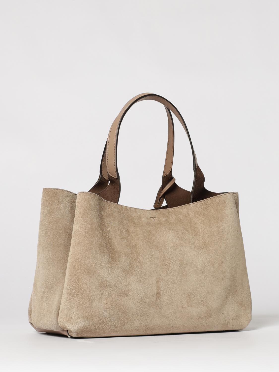 woman's shoulder bag