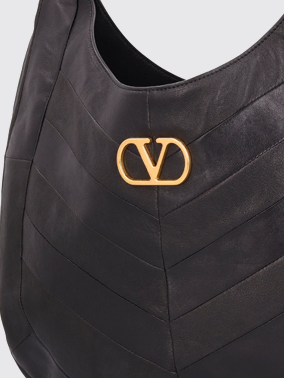 woman's crossbody bag