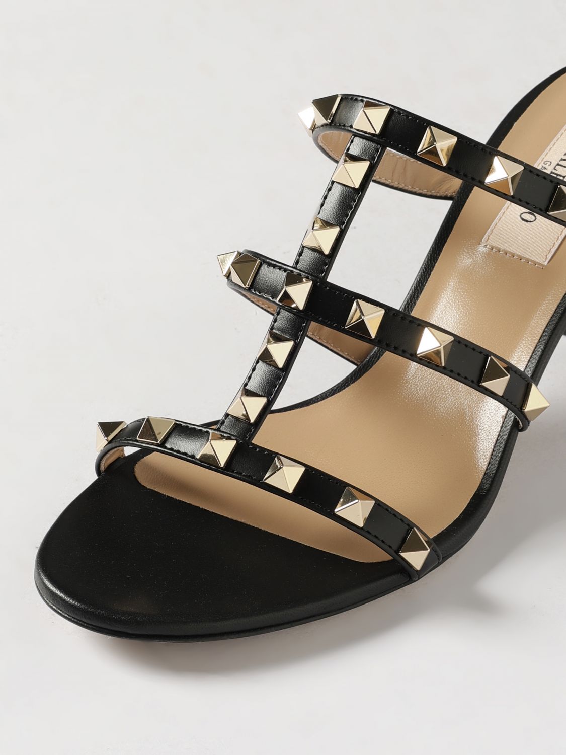 woman's heeled sandal