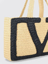 woman's tote bag