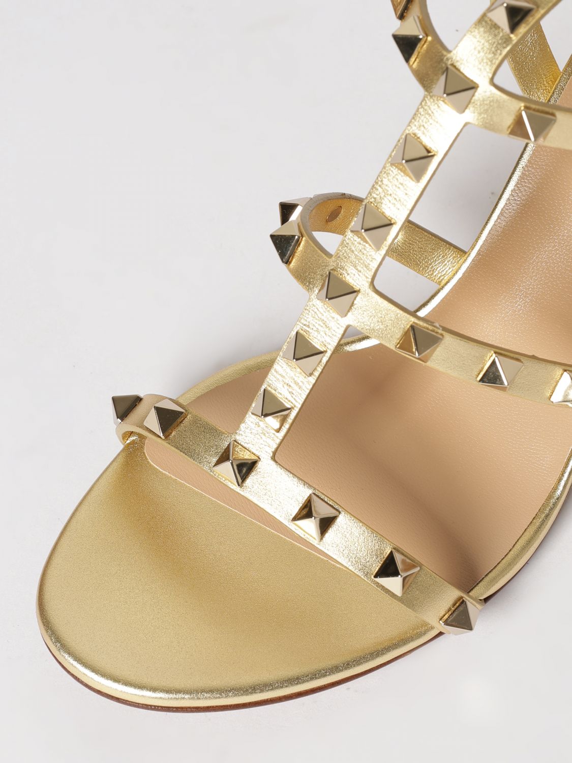 woman's heeled sandal