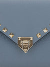 rockstud grained leather bag