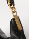 woman's shoulder bag