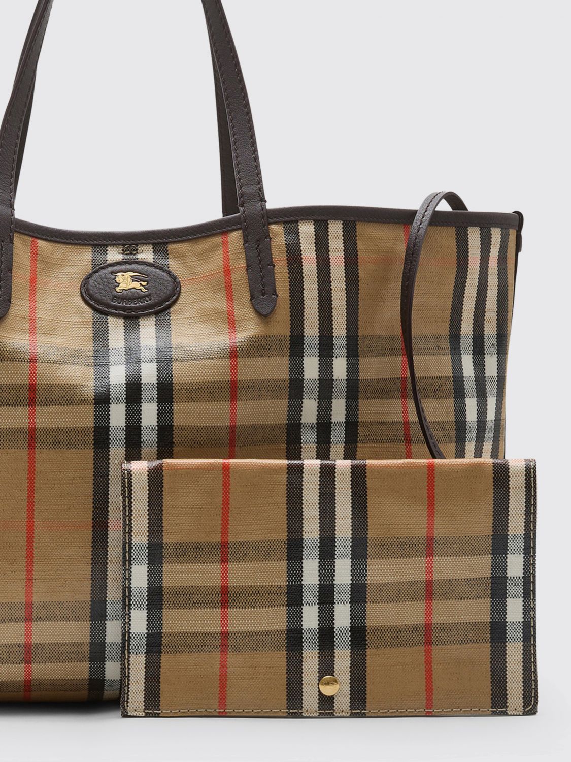 woman's shoulder bag