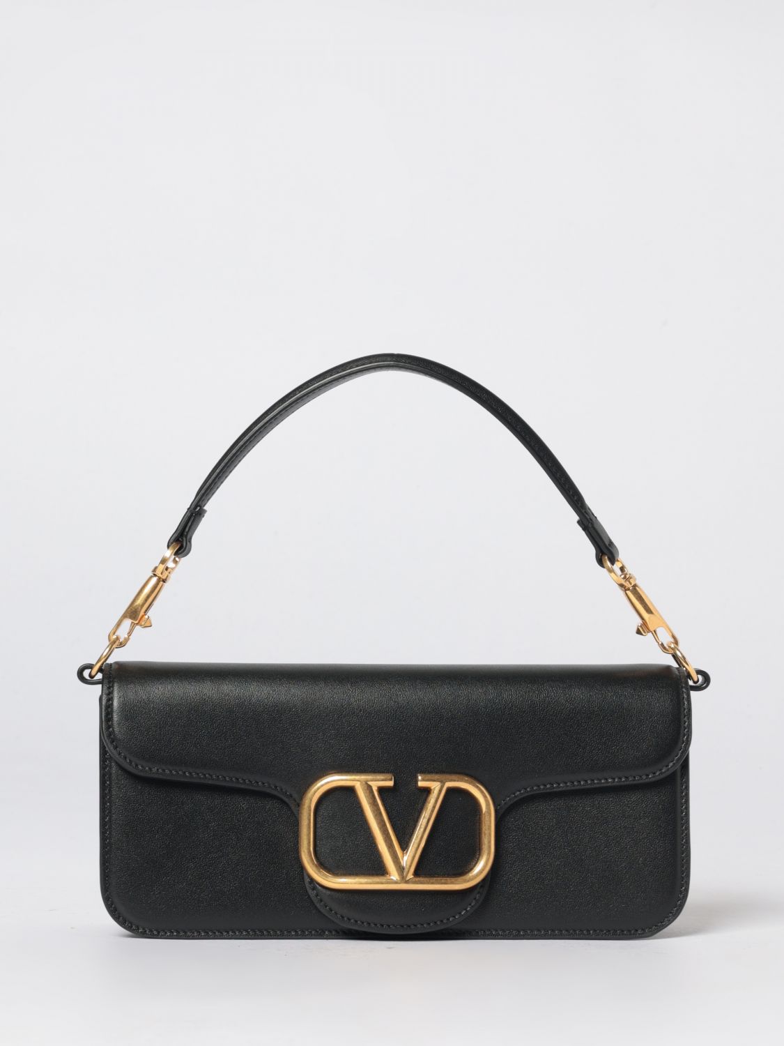 woman's shoulder bag
