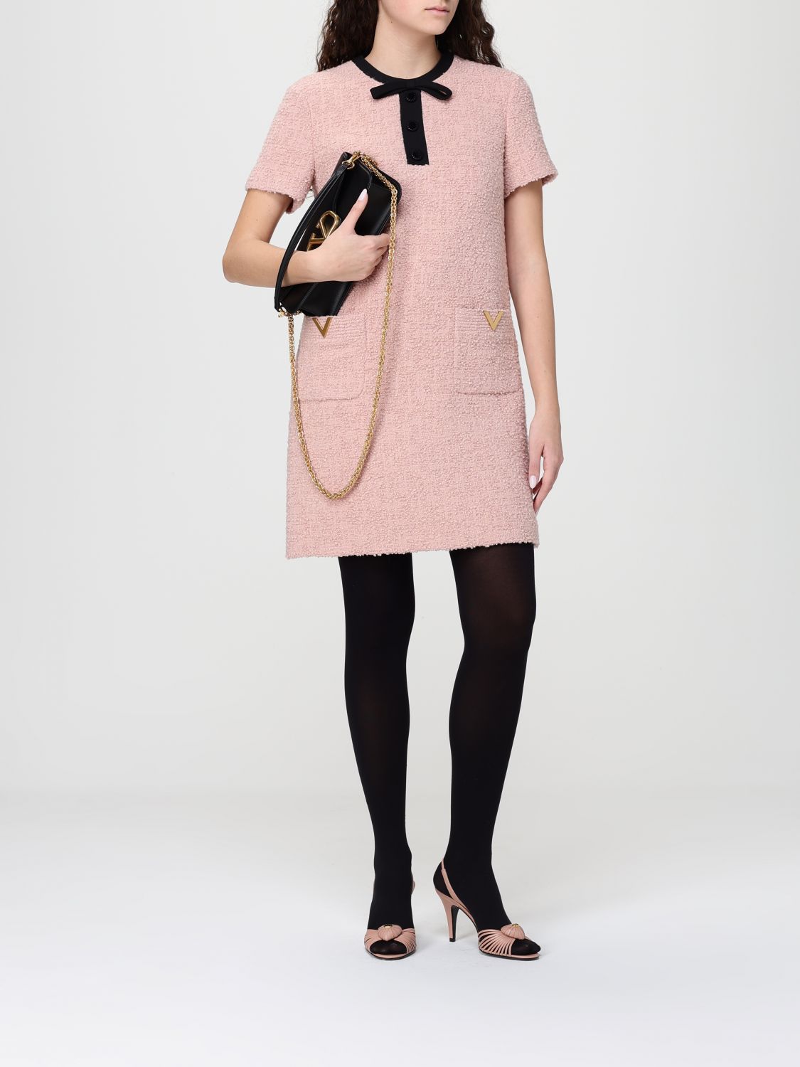 woman's shoulder bag