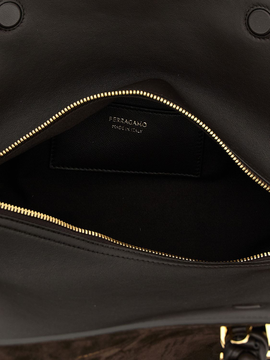woman's shoulder bag