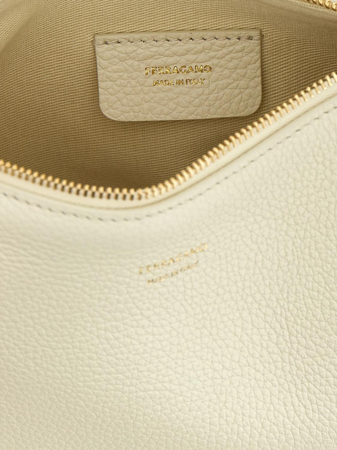 woman's shoulder bag