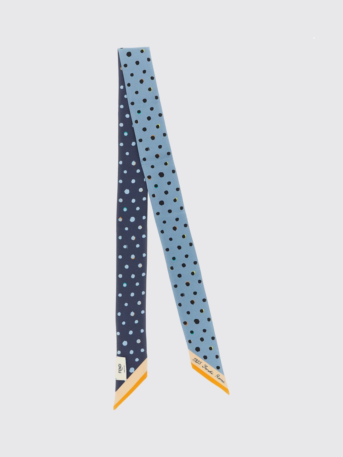 woman's neck scarf
