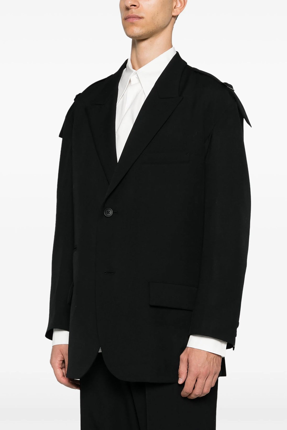 single-breasted wool blazer