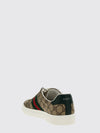woman's sneakers