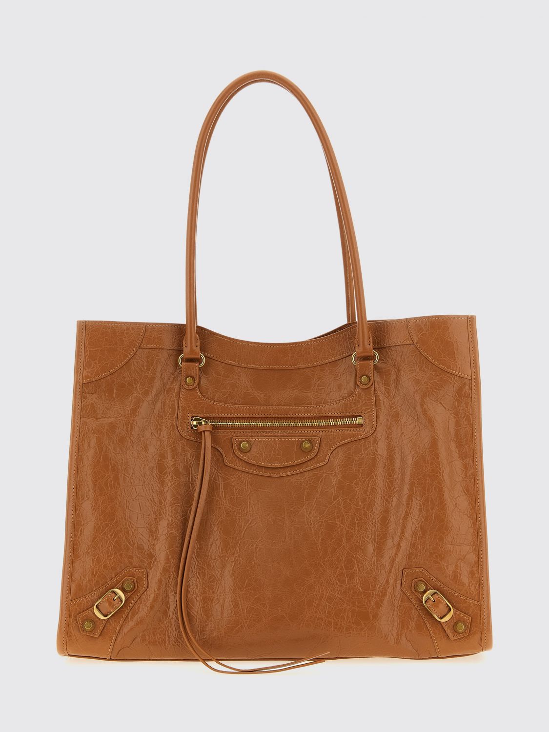 woman's shoulder bag