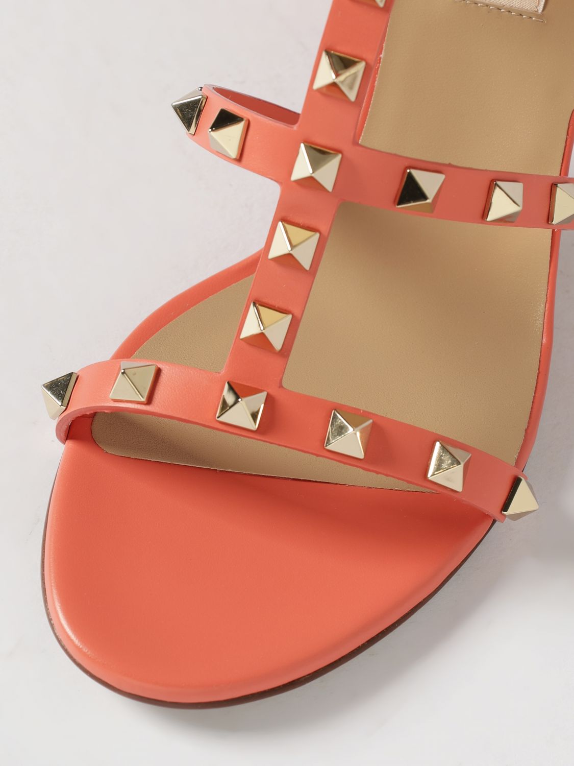 woman's heeled sandal
