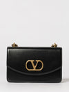 woman's shoulder bag