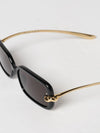 woman's sunglasses