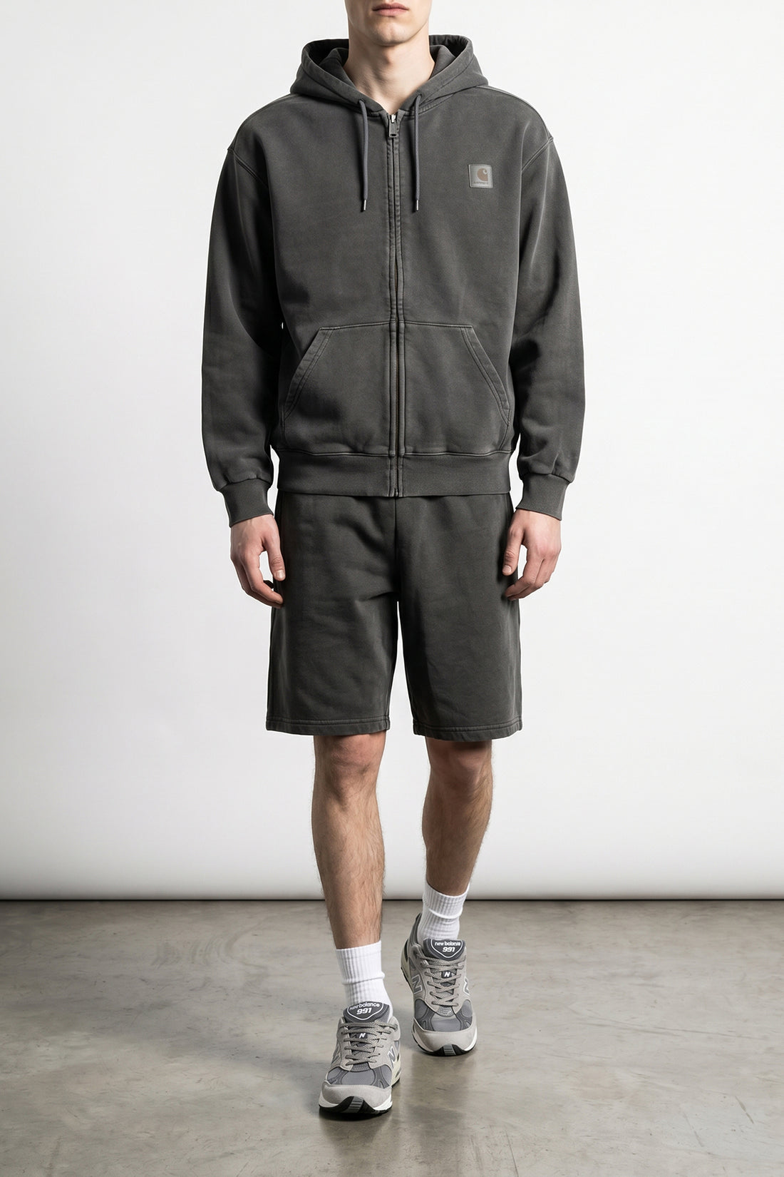 CARHARTT WIP M nelson sweat bermuda shorts in heavy unbrushed cotton jersey dyed in a used-ef