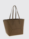 woman's tote bag