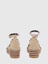 woman's heeled sandal
