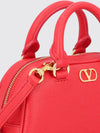 vlogo signature grained leather bag