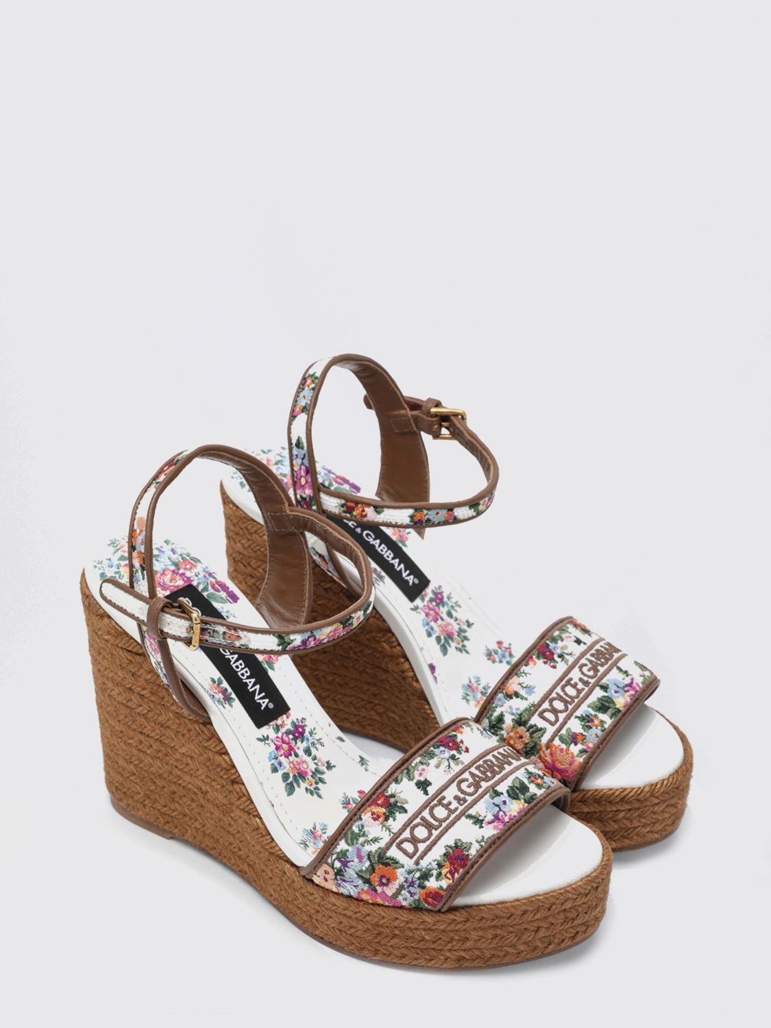 nappa wedge sandals with floral embroidery